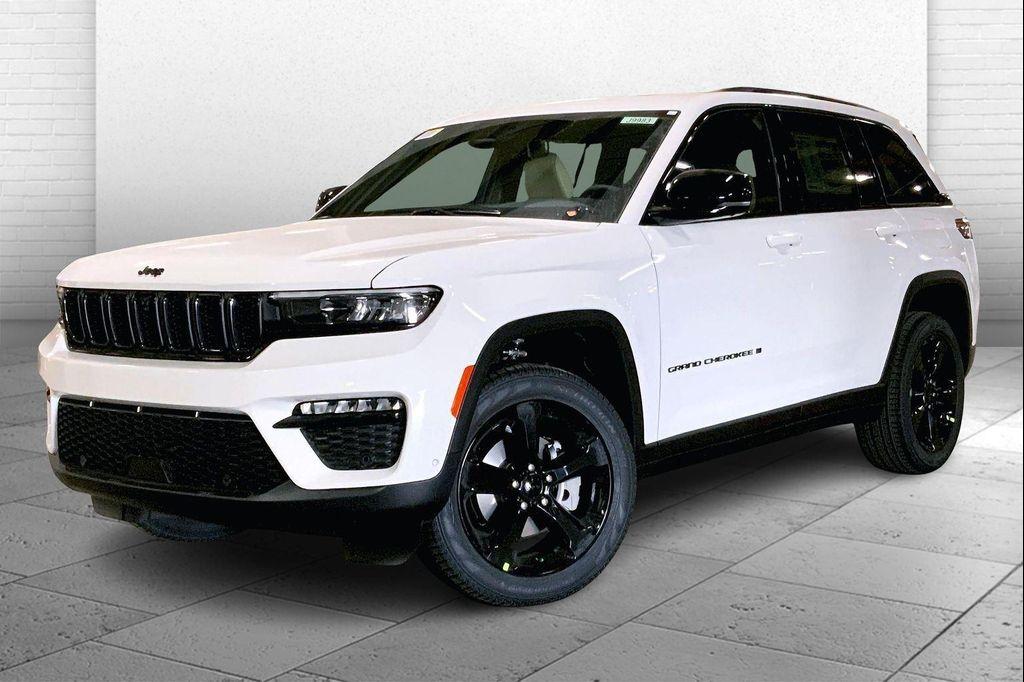 new 2025 Jeep Grand Cherokee car, priced at $45,411