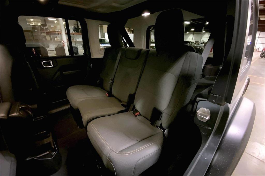 new 2025 Jeep Wrangler car, priced at $47,156