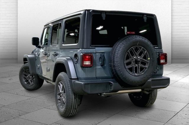 new 2025 Jeep Wrangler car, priced at $45,061