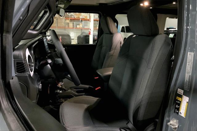 new 2025 Jeep Wrangler car, priced at $45,061