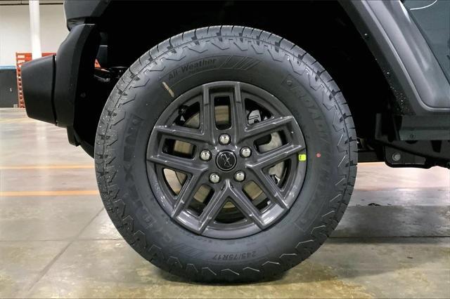 new 2025 Jeep Wrangler car, priced at $45,061