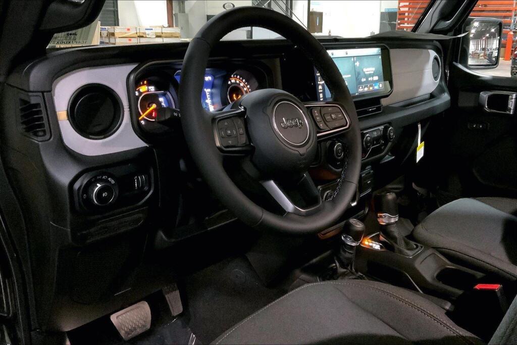 new 2025 Jeep Wrangler car, priced at $48,976