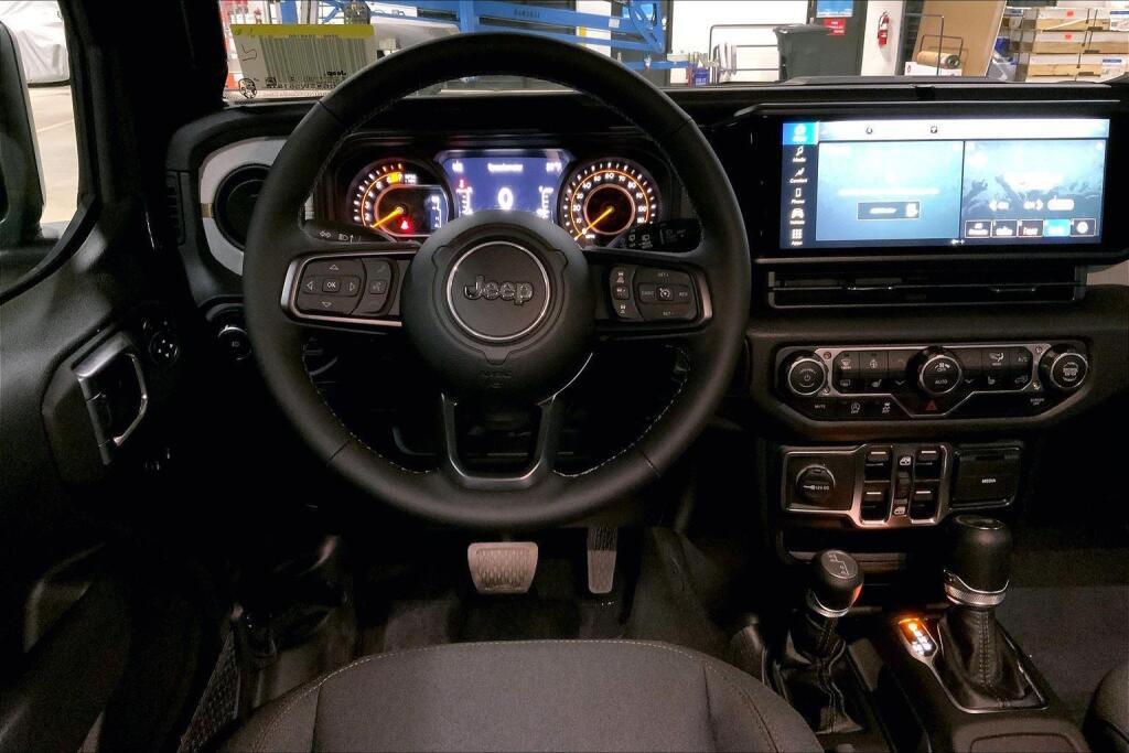 new 2025 Jeep Wrangler car, priced at $48,976