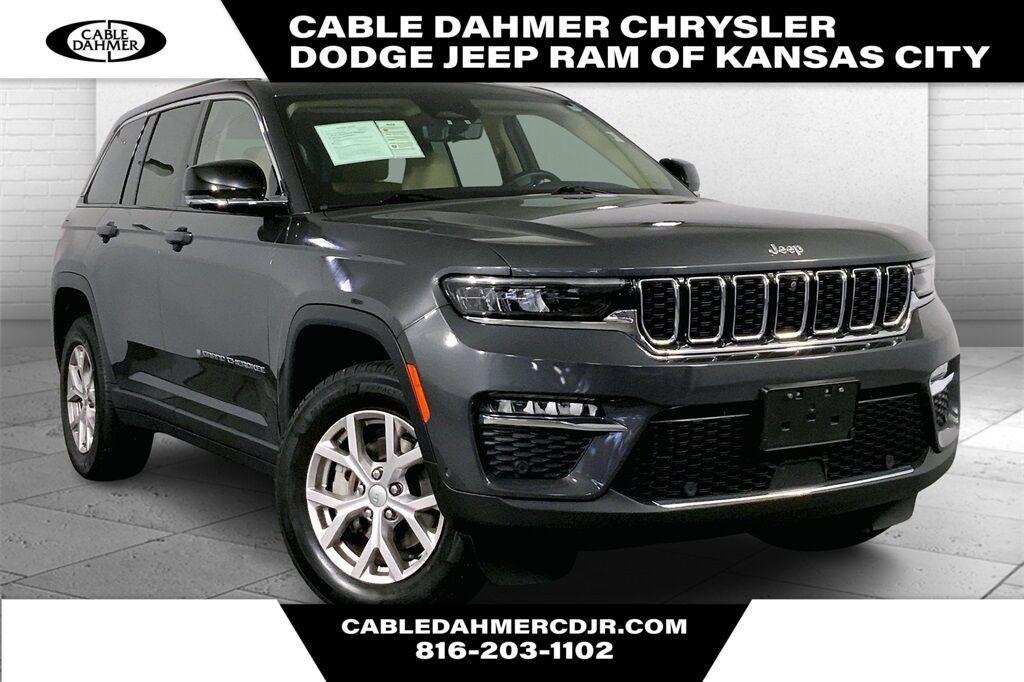 used 2022 Jeep Grand Cherokee car, priced at $32,000
