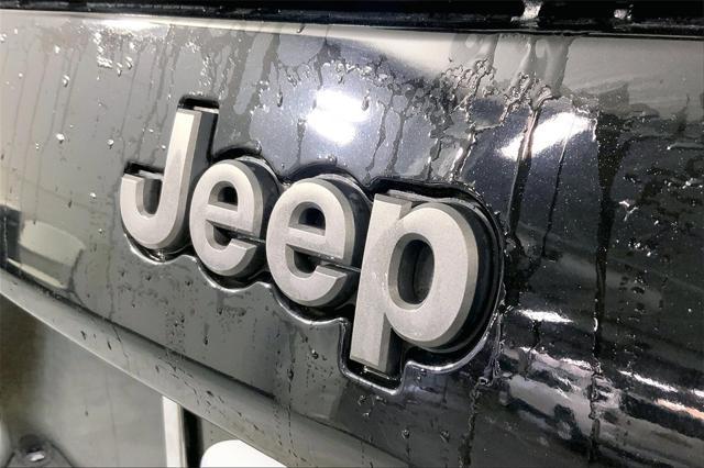 used 2019 Jeep Cherokee car, priced at $20,999