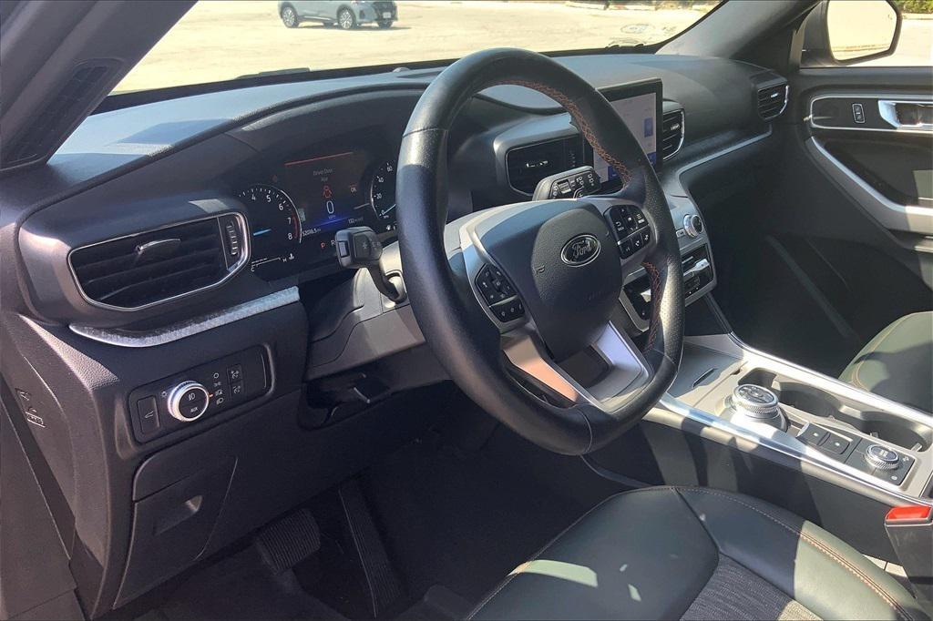 used 2022 Ford Explorer car, priced at $31,900