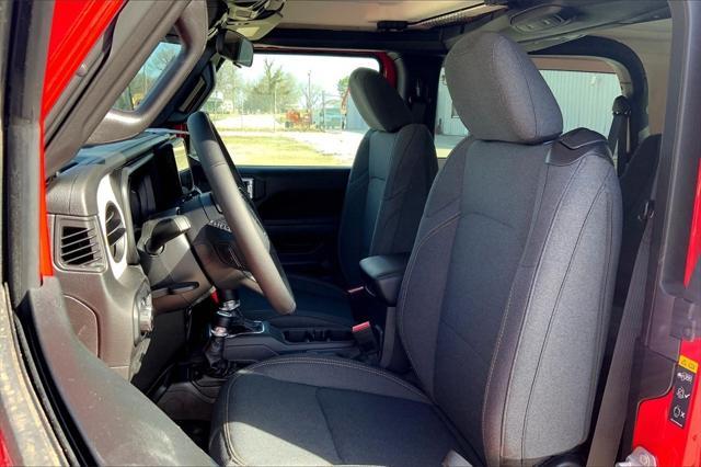 new 2025 Jeep Wrangler car, priced at $41,286