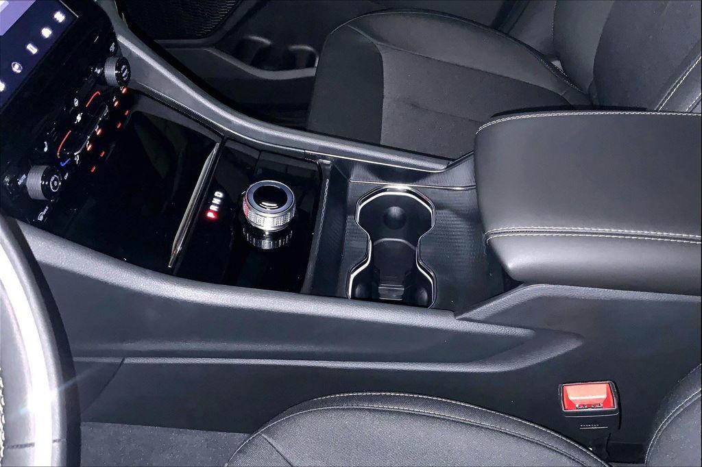 new 2025 Jeep Grand Cherokee car, priced at $42,025