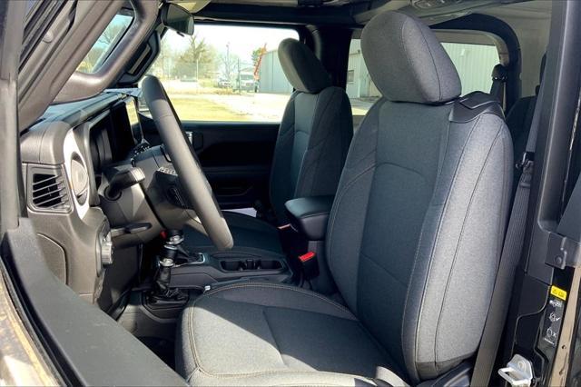 new 2025 Jeep Wrangler car, priced at $41,760