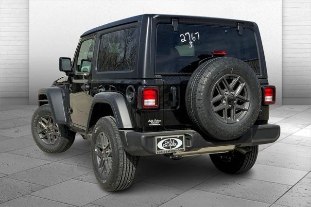 new 2025 Jeep Wrangler car, priced at $41,760