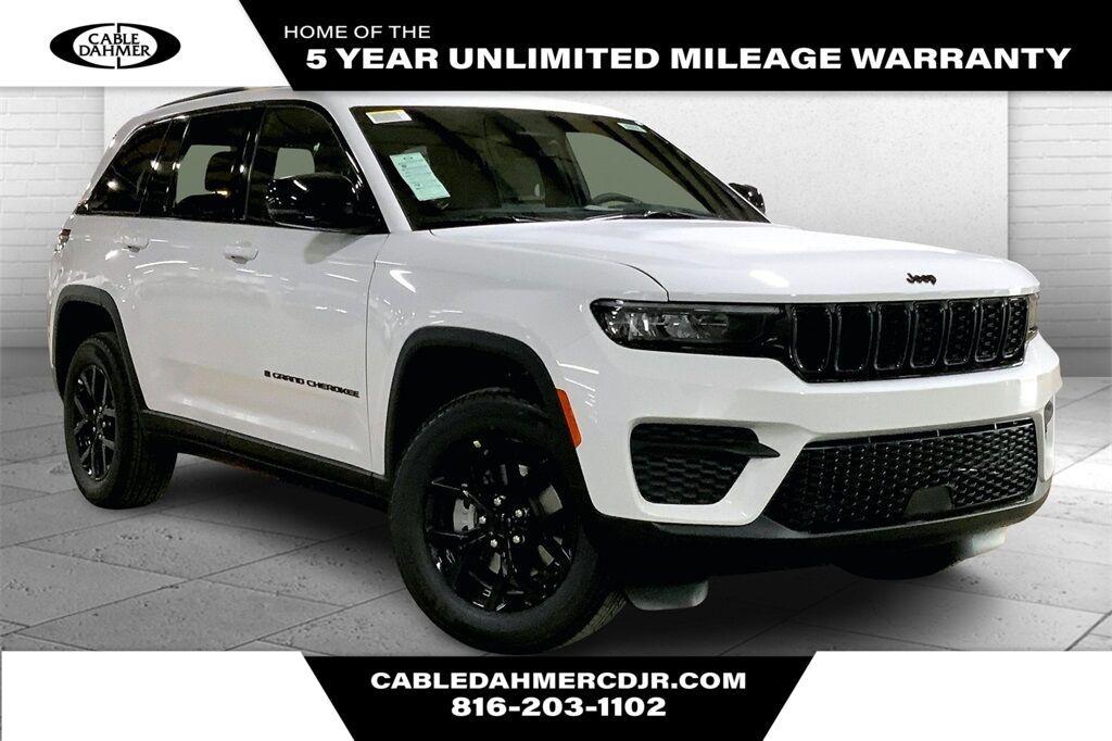 new 2025 Jeep Grand Cherokee car, priced at $49,115