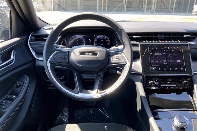 new 2025 Jeep Grand Cherokee car, priced at $41,061