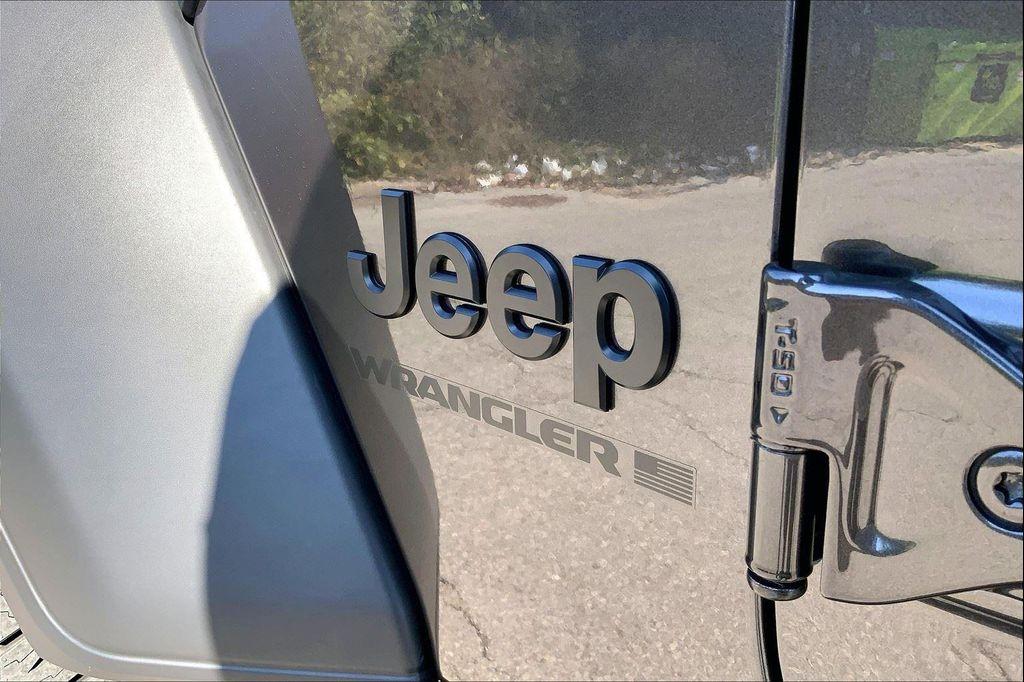 new 2025 Jeep Wrangler car, priced at $49,075