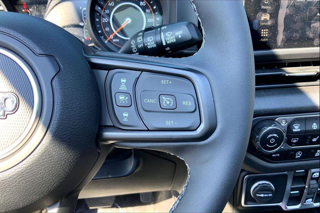 new 2025 Jeep Wrangler car, priced at $49,075