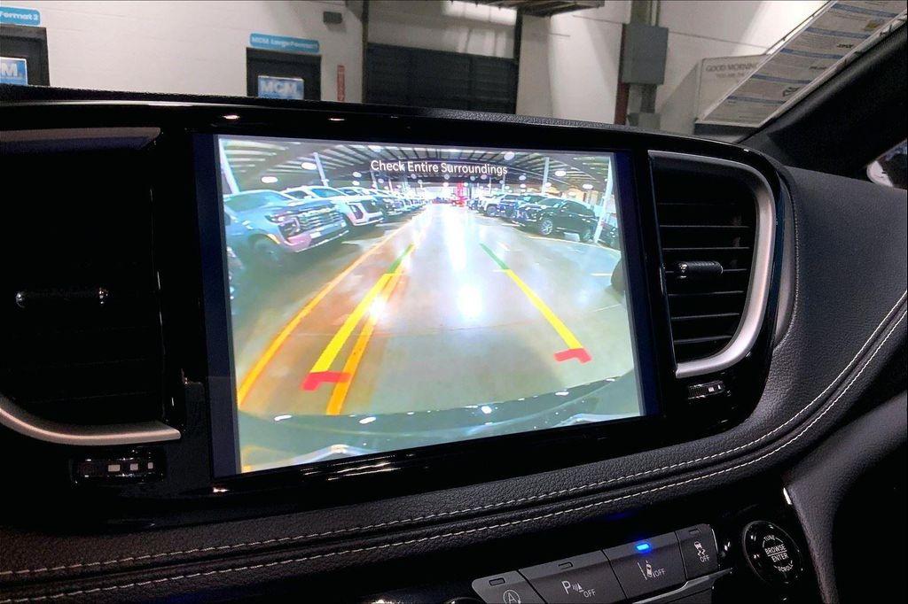 new 2026 Chrysler Pacifica car, priced at $40,814