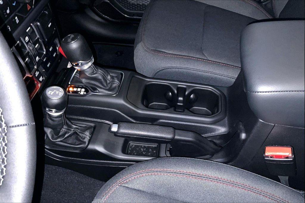 new 2025 Jeep Wrangler car, priced at $59,282