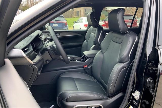 new 2025 Jeep Grand Cherokee L car, priced at $56,712