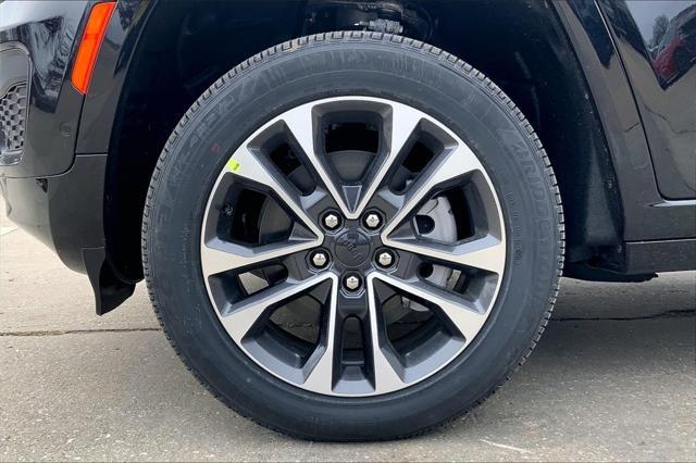 new 2025 Jeep Grand Cherokee L car, priced at $59,921