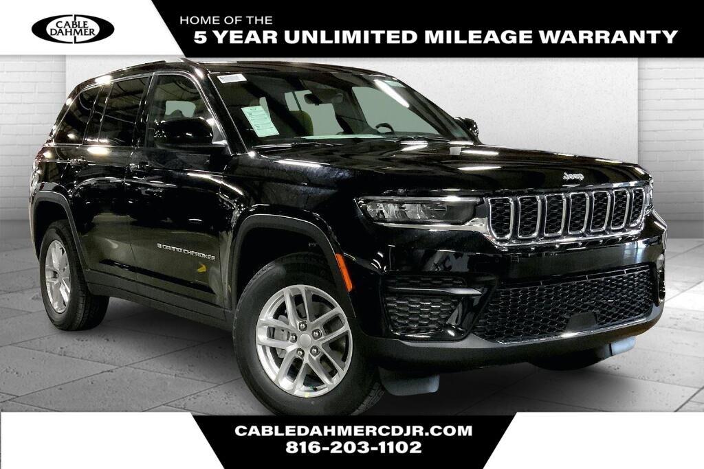 new 2025 Jeep Grand Cherokee car, priced at $43,684