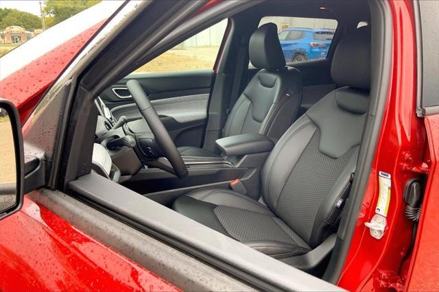new 2025 Jeep Compass car, priced at $32,021