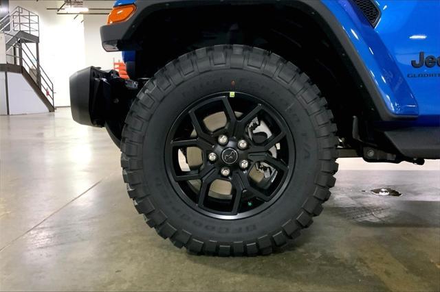 new 2025 Jeep Gladiator car, priced at $51,665