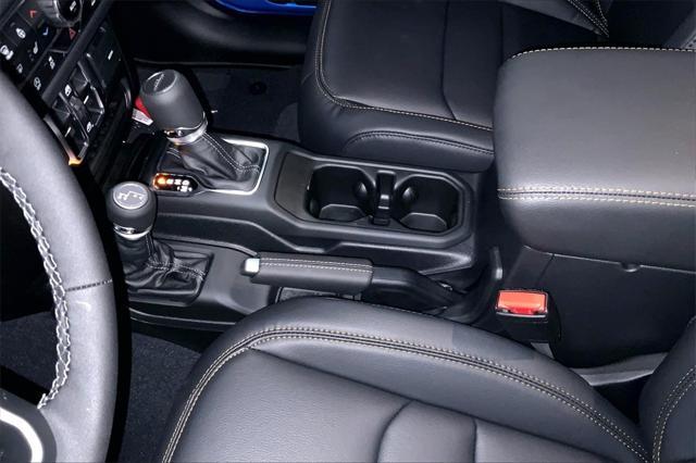 new 2025 Jeep Gladiator car, priced at $51,665