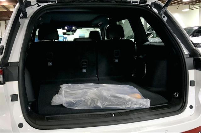 new 2025 Jeep Grand Cherokee car, priced at $49,526