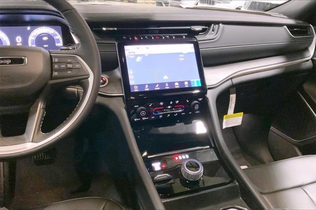 new 2025 Jeep Grand Cherokee car, priced at $49,526