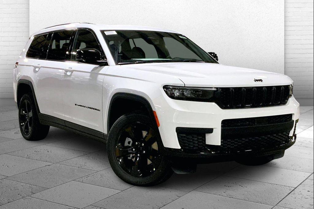 new 2025 Jeep Grand Cherokee L car, priced at $39,582