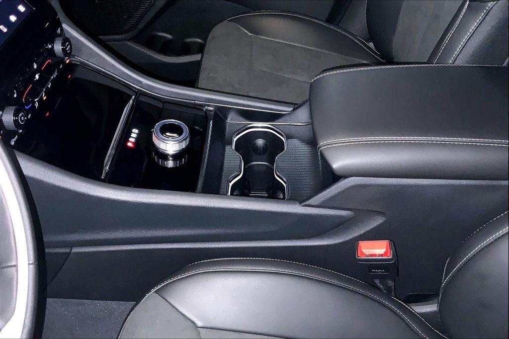 new 2025 Jeep Grand Cherokee L car, priced at $39,582