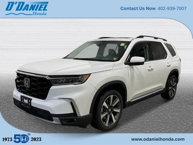 new 2025 Honda Pilot car, priced at $54,985