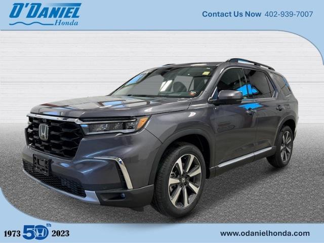 new 2025 Honda Pilot car, priced at $54,530