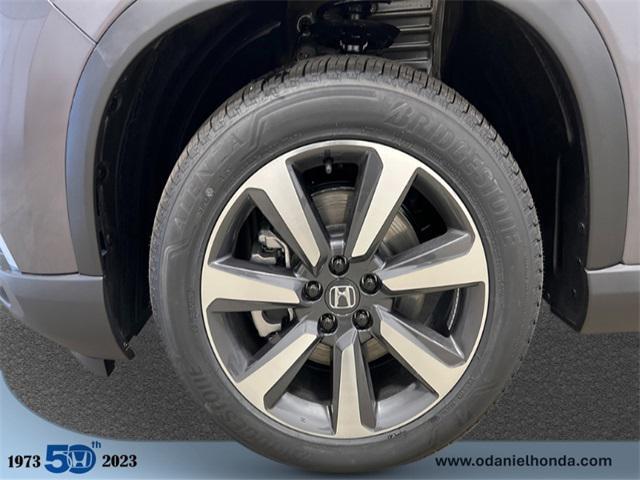new 2025 Honda Pilot car, priced at $54,530
