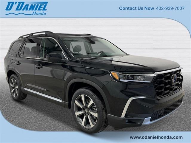 new 2025 Honda Pilot car, priced at $54,530
