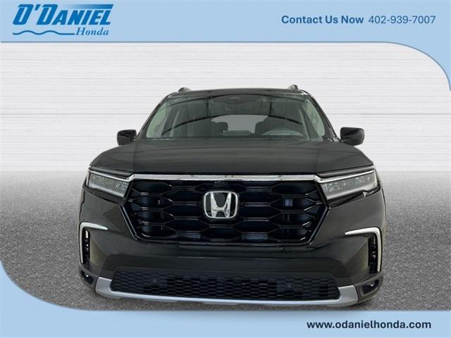 new 2025 Honda Pilot car, priced at $54,530
