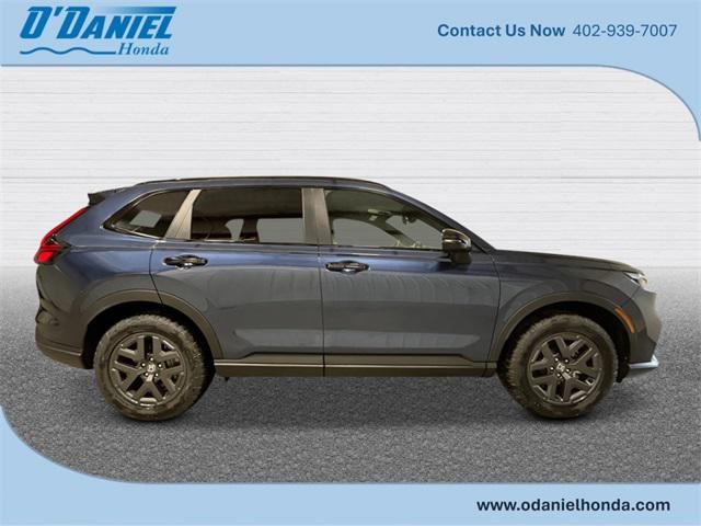 new 2026 Honda CR-V Hybrid car, priced at $40,195
