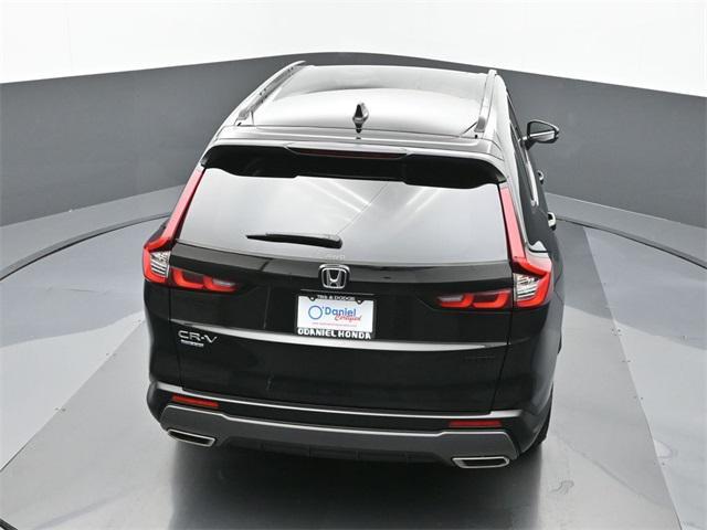 used 2025 Honda CR-V Hybrid car, priced at $34,995