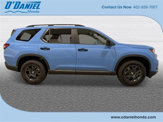 new 2025 Honda Pilot car, priced at $51,830