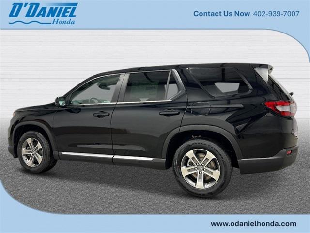 new 2025 Honda Pilot car, priced at $47,050