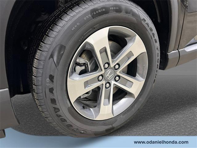 new 2025 Honda Pilot car, priced at $47,050