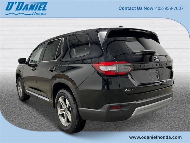 new 2025 Honda Pilot car, priced at $47,050