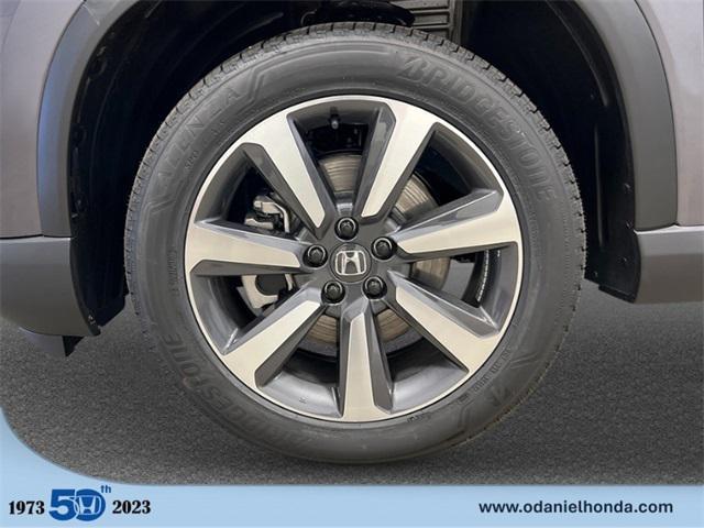 new 2025 Honda Pilot car, priced at $54,530