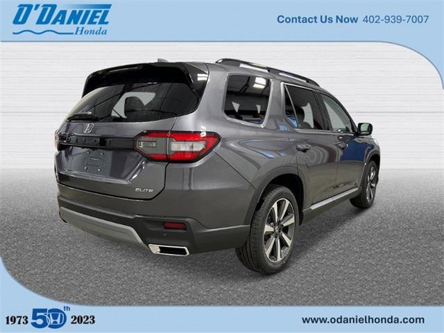 new 2025 Honda Pilot car, priced at $54,530