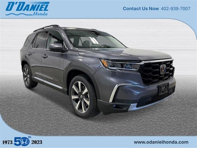 new 2025 Honda Pilot car, priced at $54,530