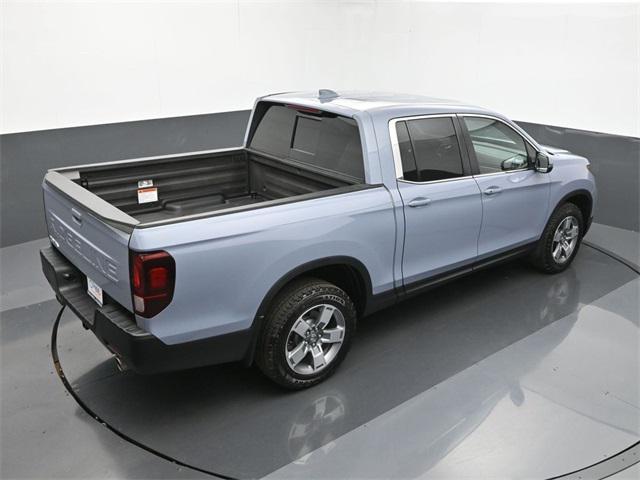 used 2025 Honda Ridgeline car, priced at $37,500