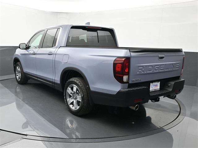 used 2025 Honda Ridgeline car, priced at $37,500