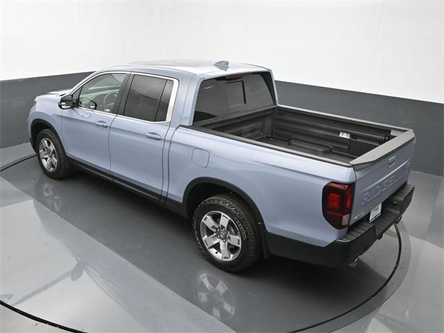 used 2025 Honda Ridgeline car, priced at $37,500