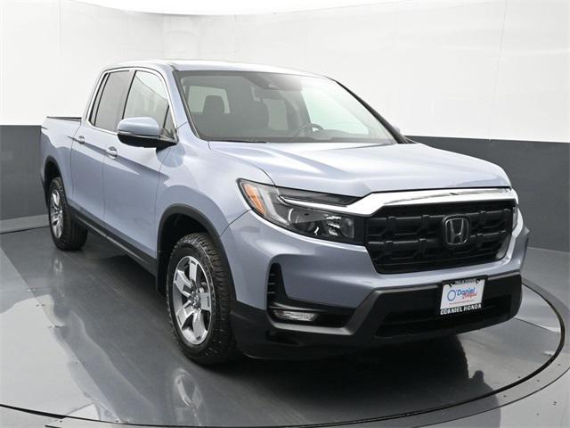 used 2025 Honda Ridgeline car, priced at $37,500