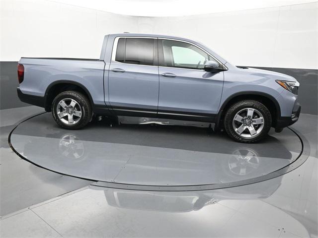 used 2025 Honda Ridgeline car, priced at $37,500