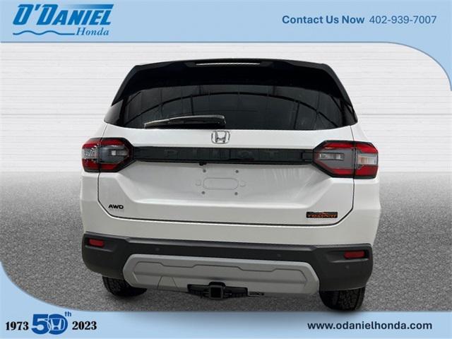 new 2025 Honda Pilot car, priced at $51,305